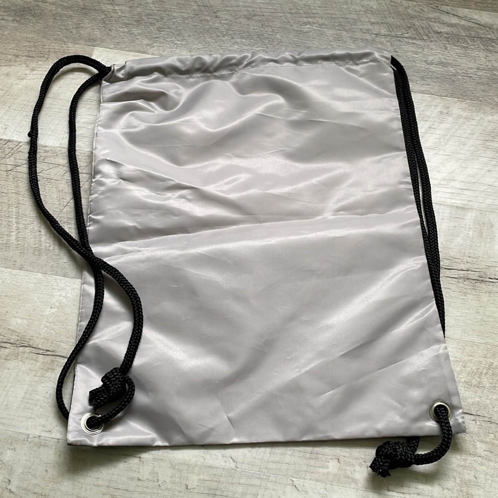 Hunter Drawstring Bag - image 4